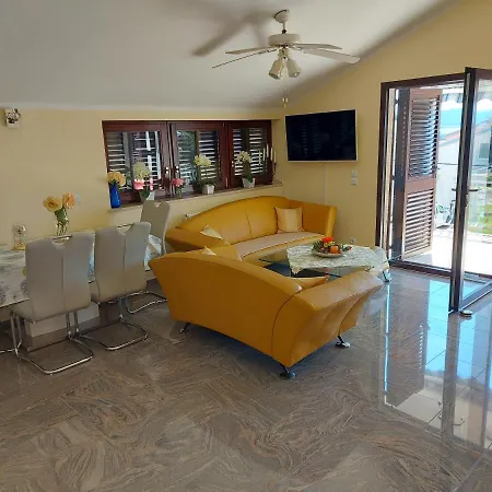 M & D Apartmán